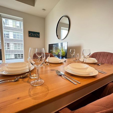 דירות London Luxury Flat With Balcony, River View, O2 Arena, Excel, Canary Wharf, Station מראה חיצוני תמונה
