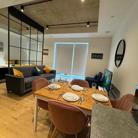דירות London Luxury Flat With Balcony, River View, O2 Arena, Excel, Canary Wharf, Station מראה חיצוני תמונה