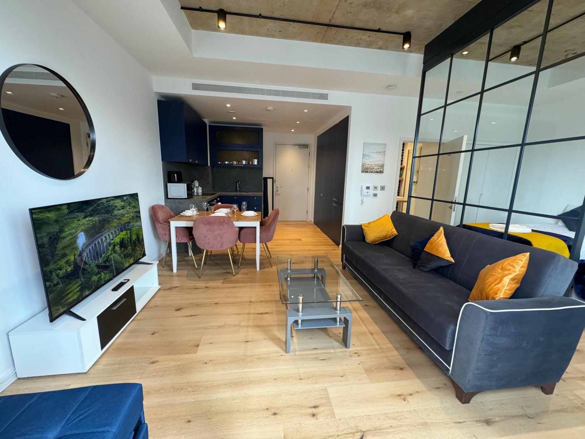 דירות London Luxury Flat With Balcony, River View, O2 Arena, Excel, Canary Wharf, Station מראה חיצוני תמונה