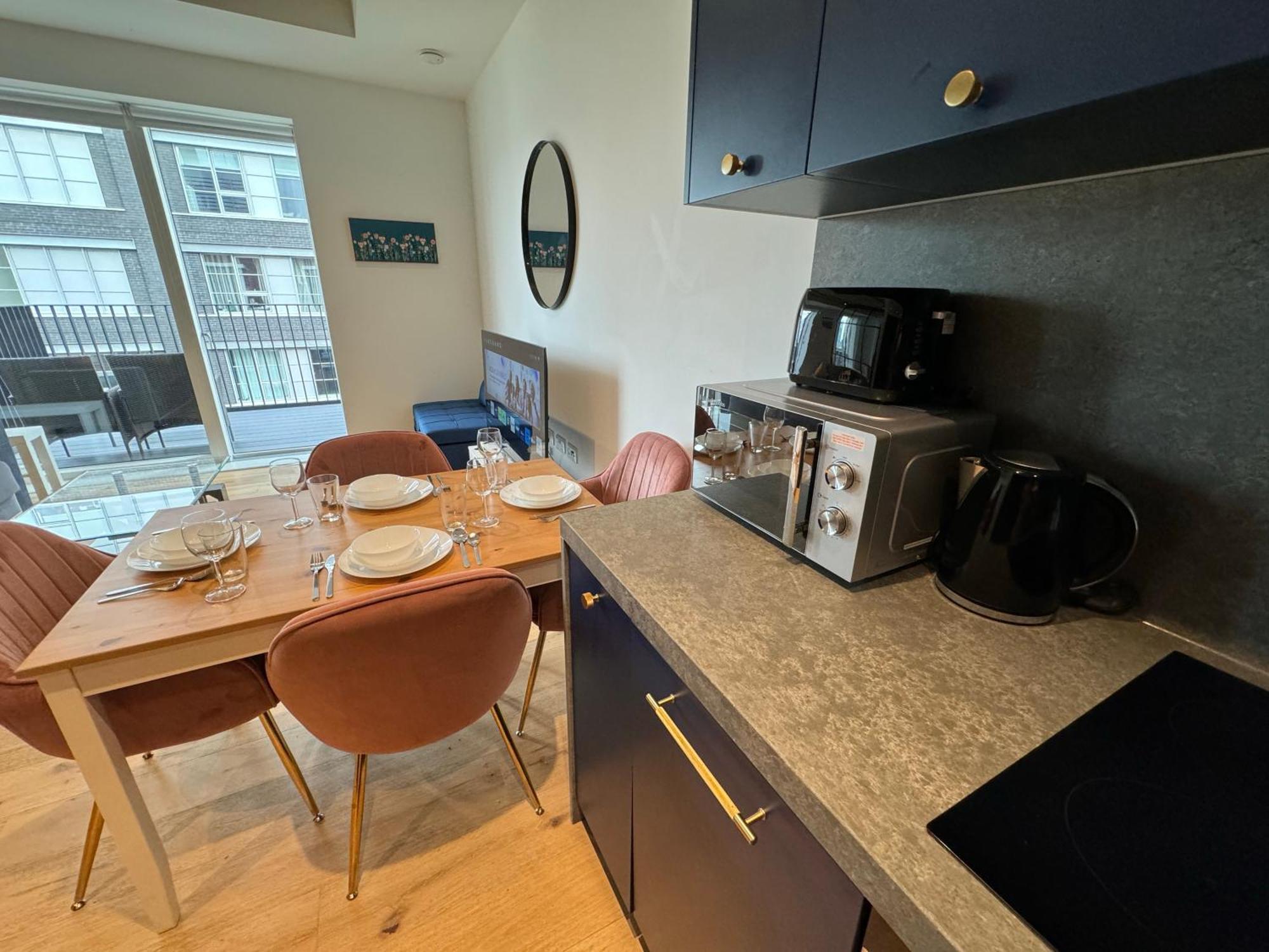 דירות London Luxury Flat With Balcony, River View, O2 Arena, Excel, Canary Wharf, Station מראה חיצוני תמונה
